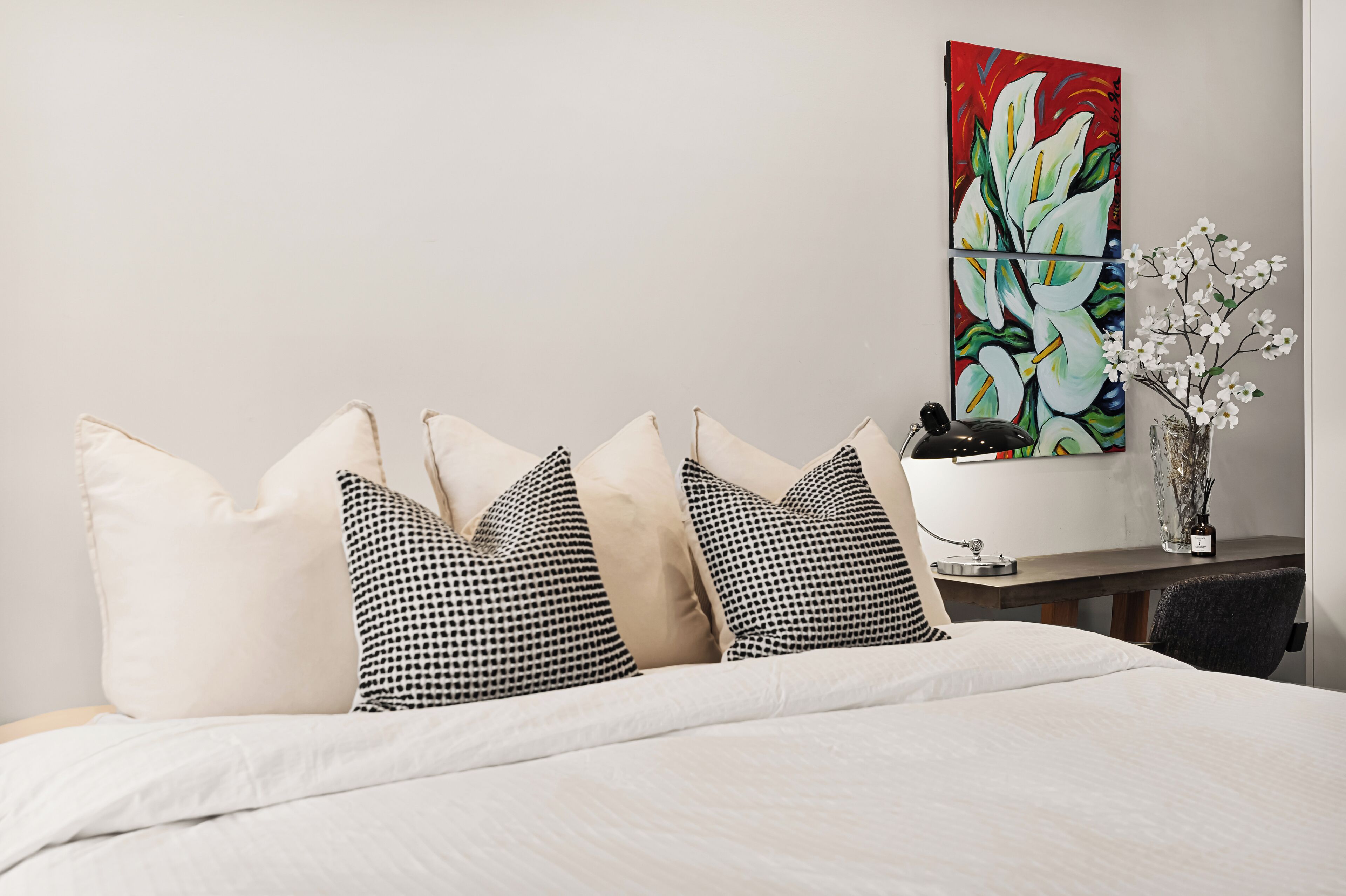 Strykjärn/strykbräda, wi-fi och sängkläder