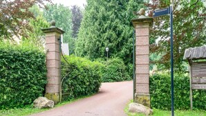 Uklassifisert bilde, 2 av 62, knapp