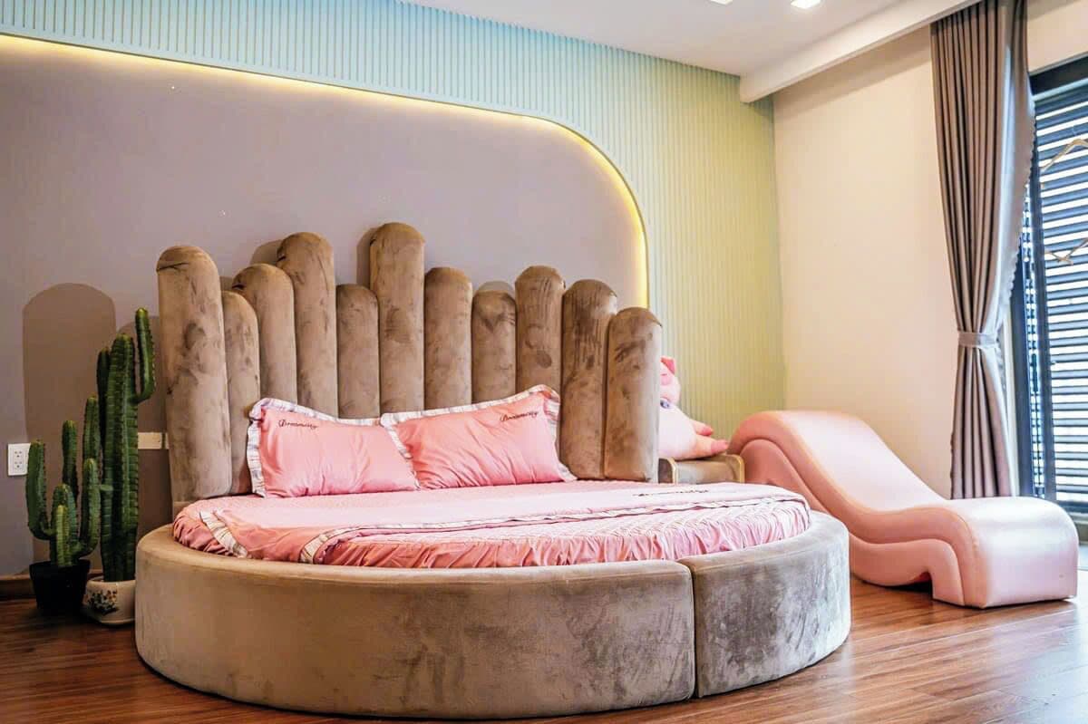 Business Studio, Balcony, Beach View