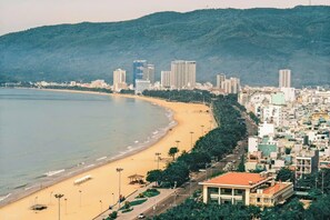 Am Strand, weißer Sandstrand, Cabañas (kostenlos), Shuttle zum Strand