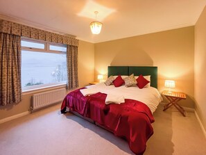 Free WiFi - 4 bedroom accommodation in Appin (Appin)