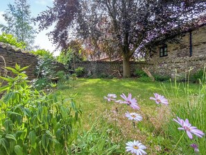 Property grounds - 1 bedroom accommodation in West Witton, near Leyburn (West Witton, near Leyburn)