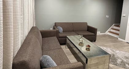 Cozy 2-bedroom house in amazing New Haven