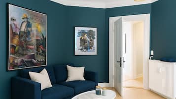 Deluxe Suite, City View | Laptop workspace, free WiFi