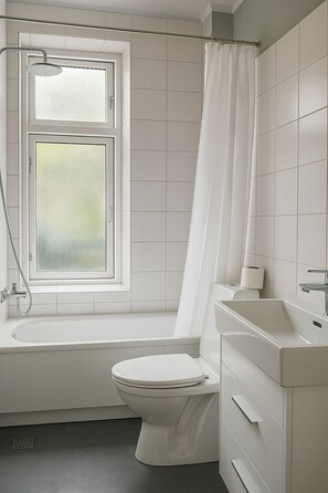 Bathroom - Greenbrook Blue Suites (Aalborg)