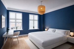 Deluxe-suite - 1 soveværelse - byudsigt | Arbejdsområde til bærbare computere, gratis Wi-Fi