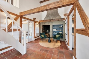 Interior - Charming thatched cottage, quiet location, 10 minutes to the Baltic Sea (Göhl)