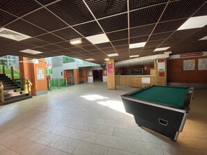 Games room - Val Thorens - Ski in - 4 people with balcony (Les Belleville)