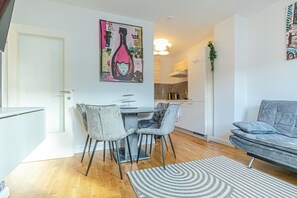 Basic Apartment | Exterior - Modern 1BR Living Room Apartment Vienna (Wien)