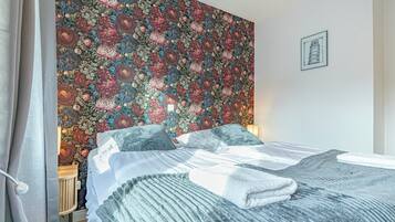 Basic Apartment | Iron/ironing board, free WiFi