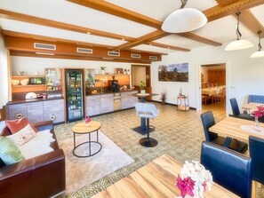 تناول الطعام