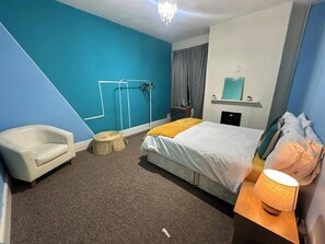 3 bedrooms, iron/ironing board, free WiFi, bed sheets - Serene Southampton Apartment With 3 Bedrooms (Southampton)