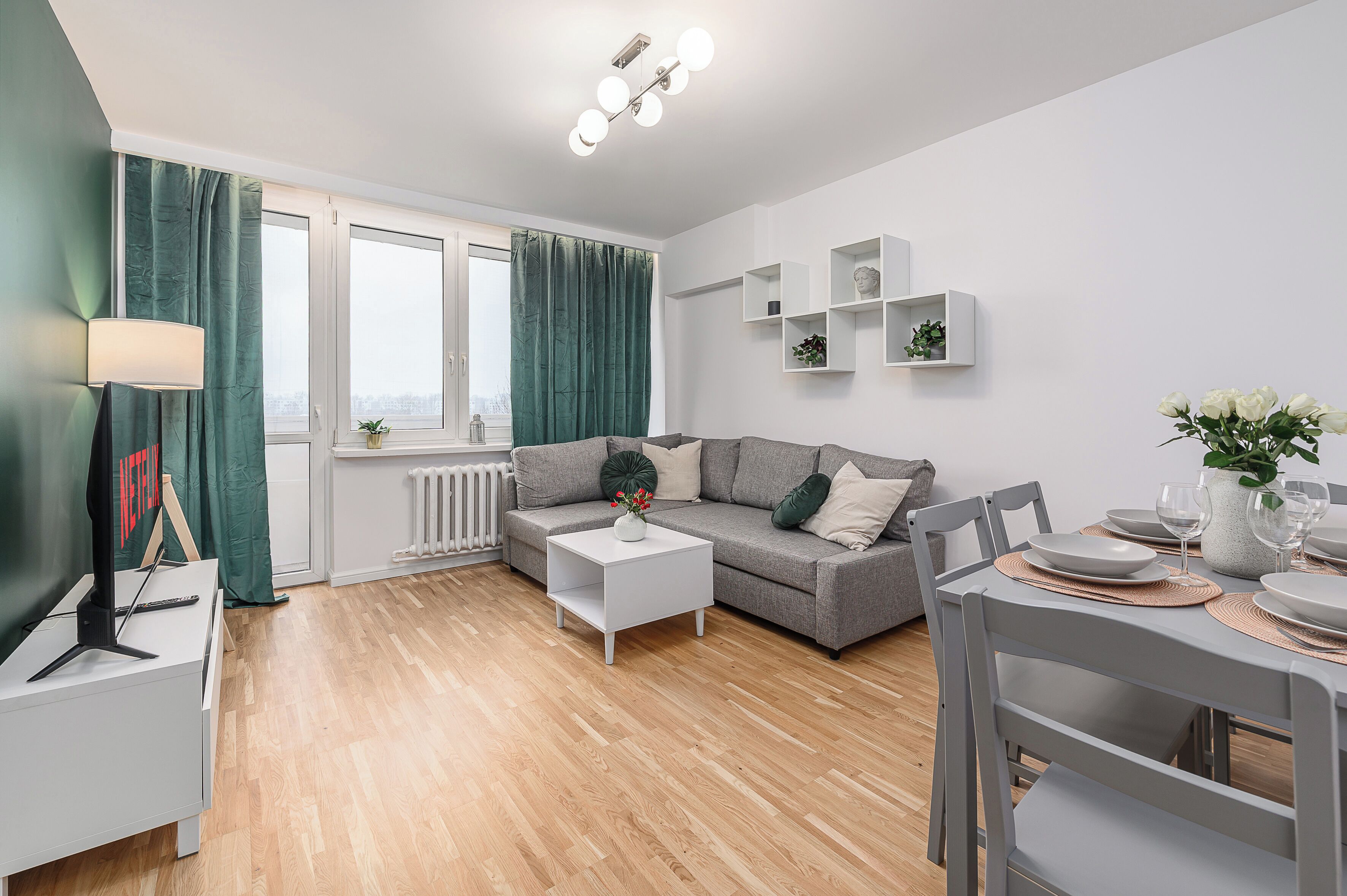 Comfort Apartment, Balcony, Courtyard View | Iron/ironing board, cribs/infant beds, free WiFi, bed sheets