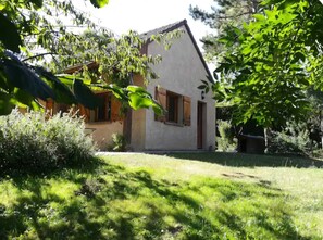 Exterior - Charming cocoon, garden, on the outskirts of Verneuil (Verneuil d'Avre et d'Iton)