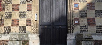 Old Law Courts - Garden