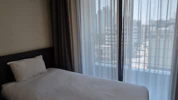 Familierom, balkong, byutsikt | Wi-fi (inkludert)