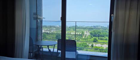 Family Room, Balcony, Sea View | Free WiFi