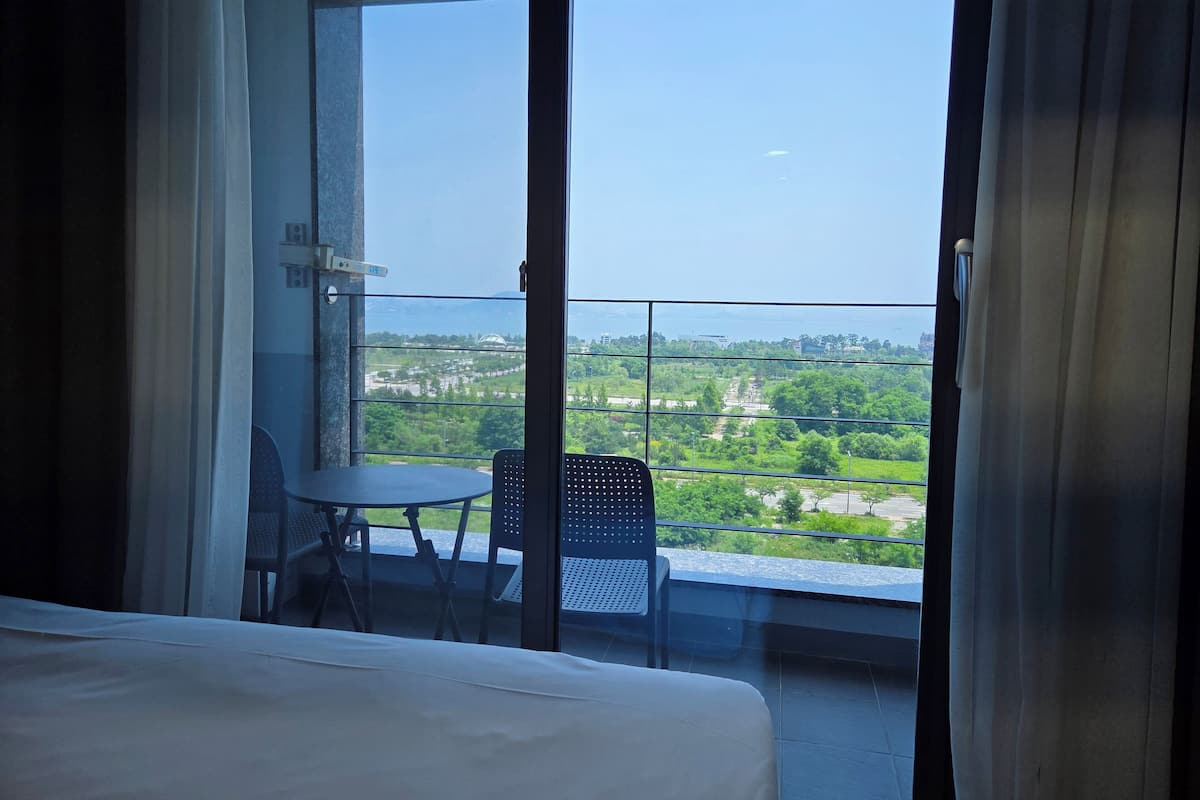 Double Room, Balcony, Sea View | Free WiFi