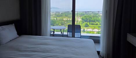 Family Room, Balcony, Sea View