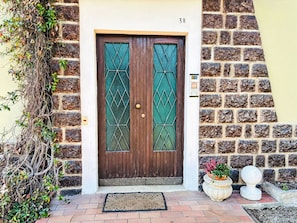 Exterior detail - Beautiful apartment for 8 people with WIFI, TV and patio (Riva Del Garda)