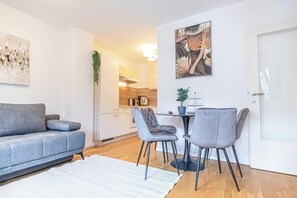 Basic Apartment | Exterior - Nice 1BR 1LR Apartment City Center (Wien)