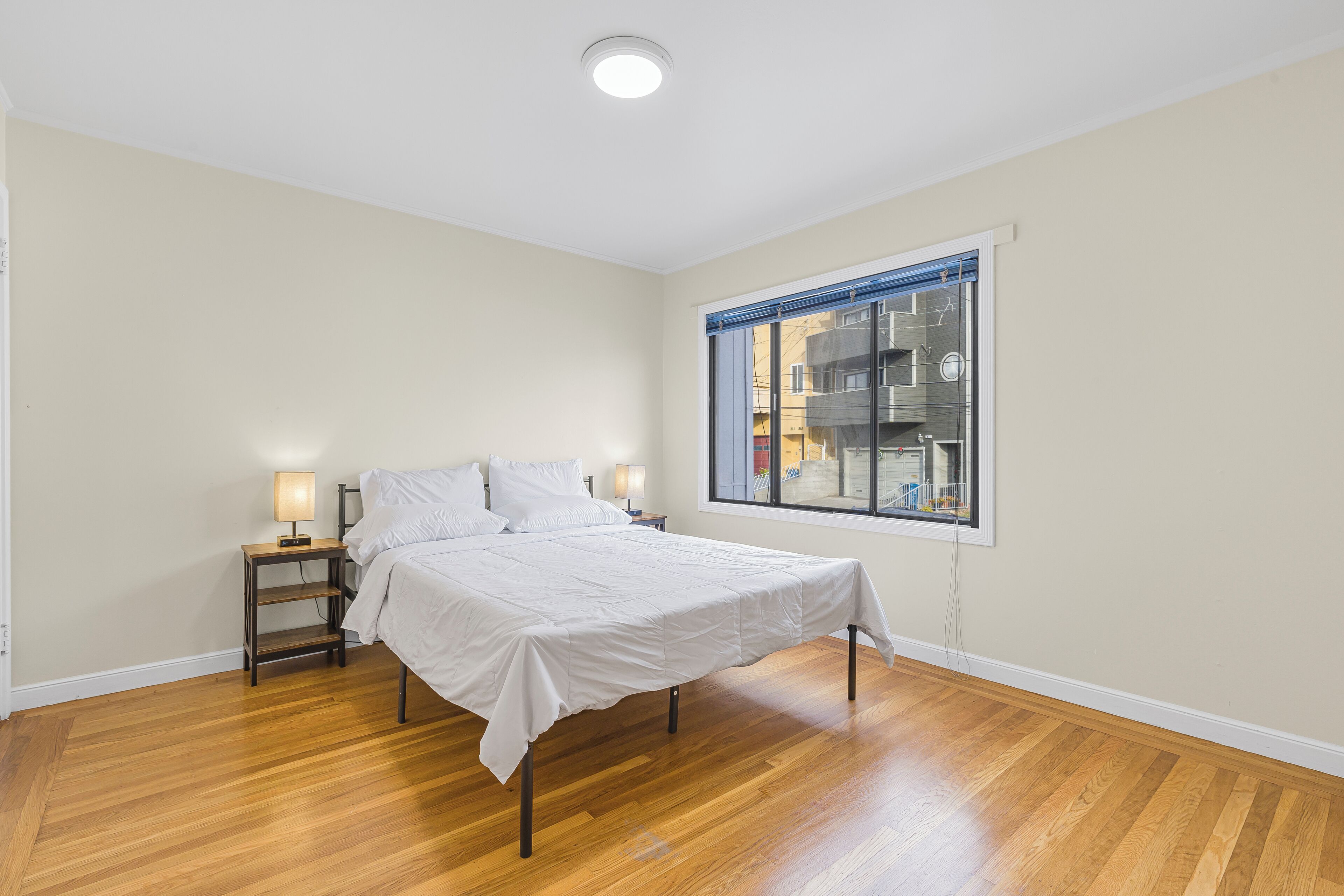 Fer et planche à repasser, Wi-Fi, draps fournis