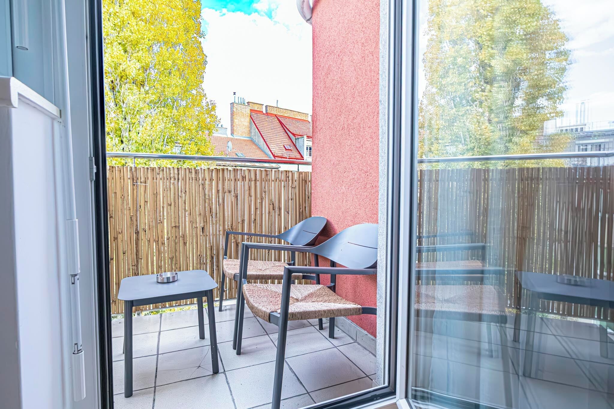 Basic Apartment | Balcony