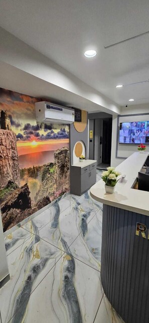 Reception - hotel A-one (Gandhinagar)