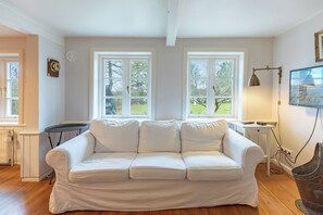 Bücher, Stereoanlage