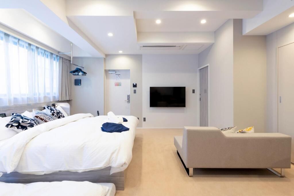 セーフティボックス (室内)、アイロン / アイロン台、WiFi (無料)