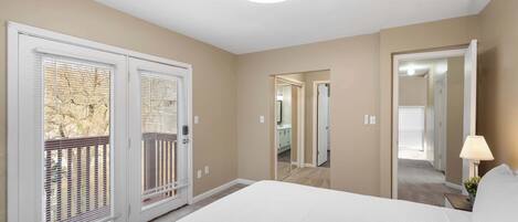 Maison, plusieurs lits, cuisine, vue jardin (Tusculum Hilltop Haven)