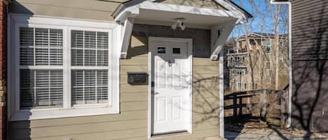 House, Multiple Beds, Kitchen, Garden View (Tusculum Hilltop Haven) | View from room