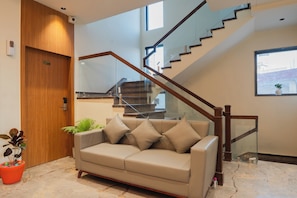 Lobby - Hotel Shyam Dwar (Khatoo)