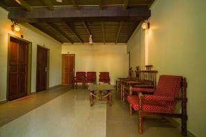 Living area - Ekkodlu Homestay (Hebri)