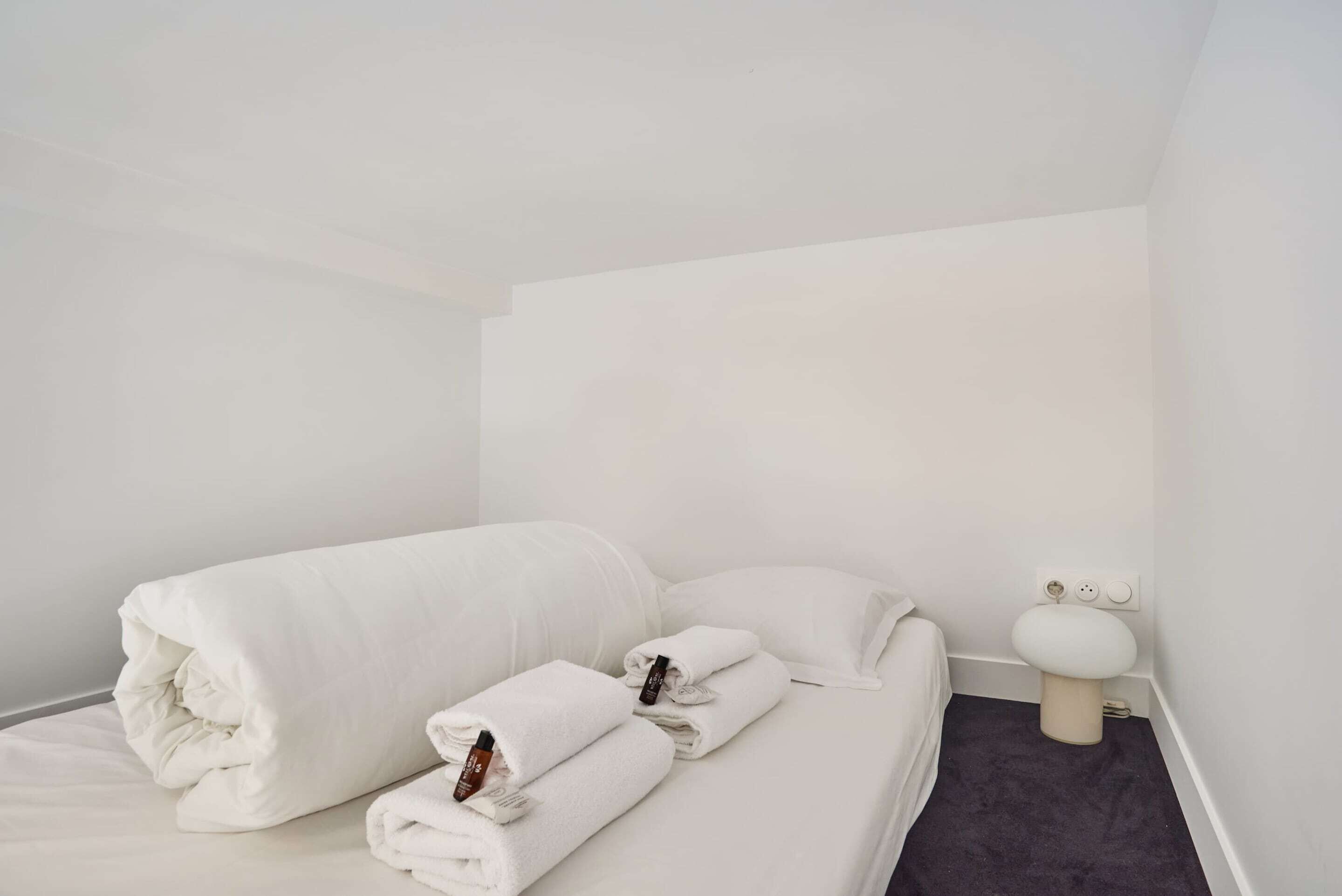 Apartment | 1 bedroom, iron/ironing board, bed sheets