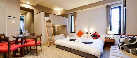 Superior Apartment | In-room safe, laptop workspace, iron/ironing board, free WiFi