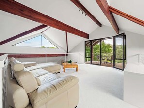 Interior - Sailors Hill Retreat—Bushland Living by the Coast (Naturaliste)