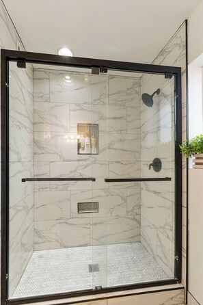 Bathroom - Naranja Grove Ranch - Villa in Chandler (Chandler)