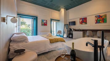 Minibar, mĂžrklĂŠgningsgardiner, lydisolering, gratis Wi-Fi