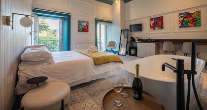 Des Bains Chambre & Suite