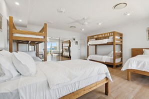 4 Schlafzimmer, Bügeleisen/Bügelbrett, WLAN, Bettwäsche