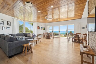 Sapphire House – Luna Blue Apartment