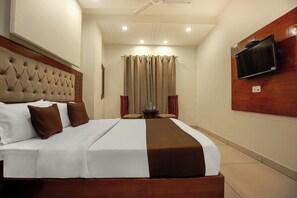 Superior Double Room | Free WiFi - Hotel RK Residency  (Chandigarh)