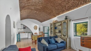 TV - Jardim do Sul by Interhome (Fuseta)