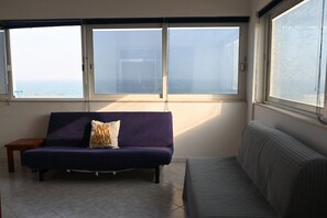 TV - SE200 - Senigallia, three-room apartment facing the sea with a panoramic terrace (Senigallia)