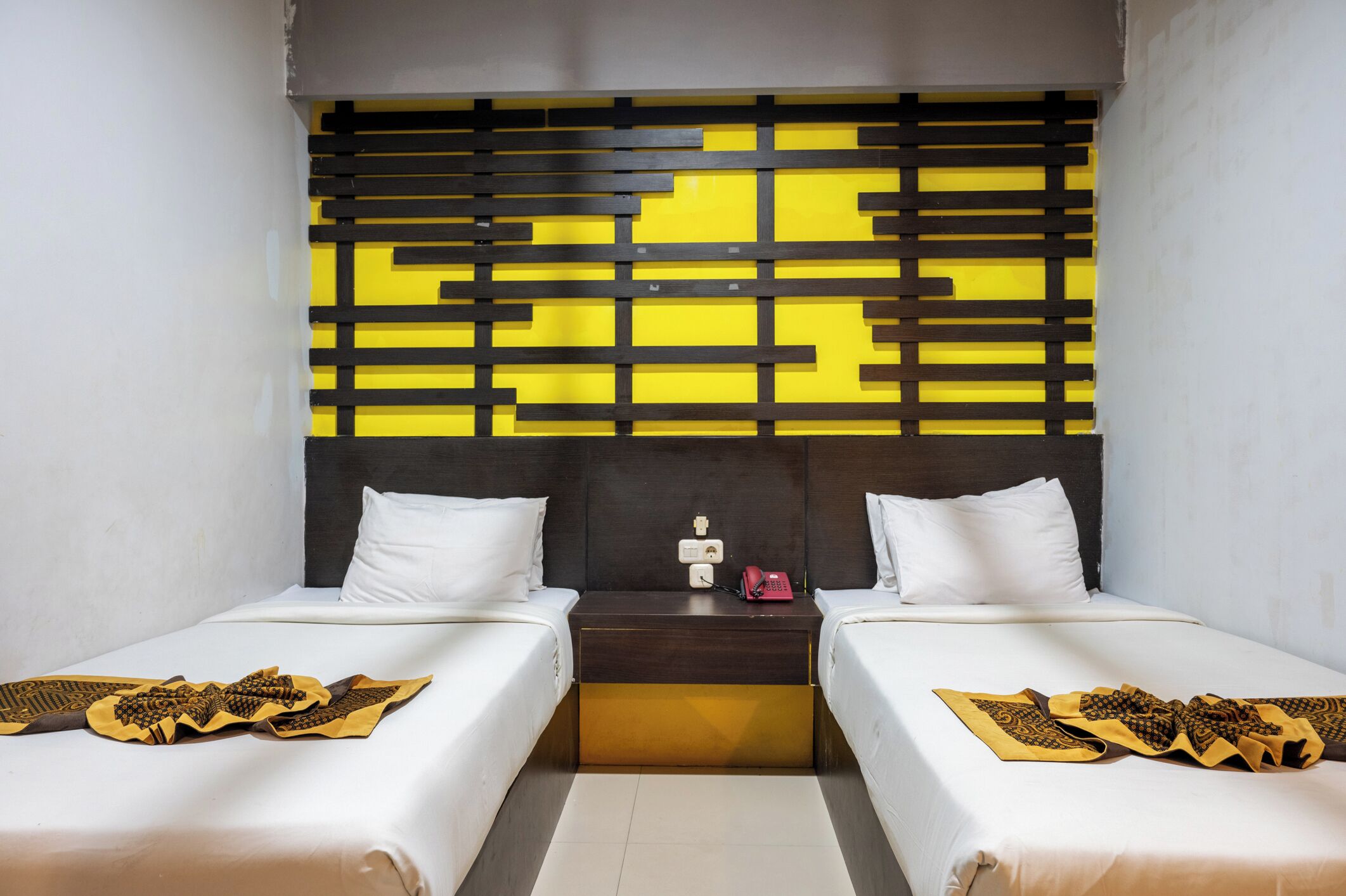 Superior Twin Room | Desk, free WiFi, bed sheets