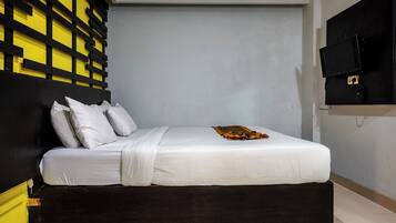 Superior Double Room | Desk, free WiFi, bed sheets