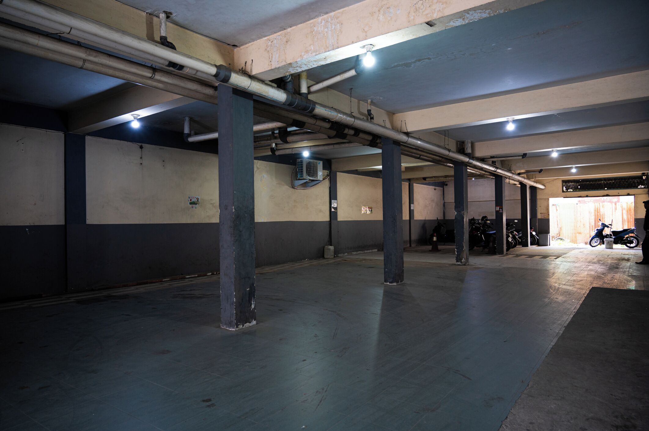 Ubetjent parkering (inkludert)