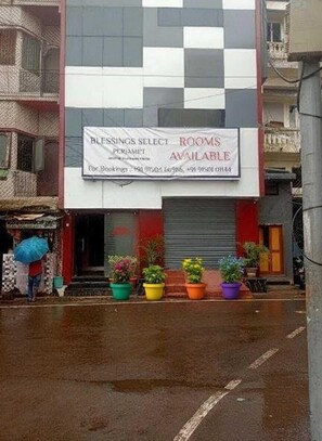 Front of property - BLESSINGS SELECT PERIAMET (Chennai)