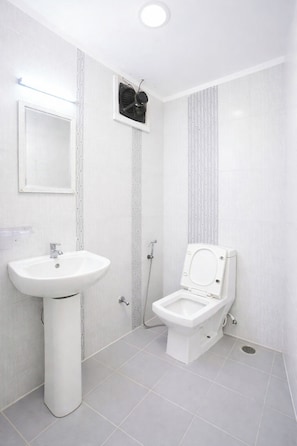 Deluxe tweepersoonskamer | Badkamer